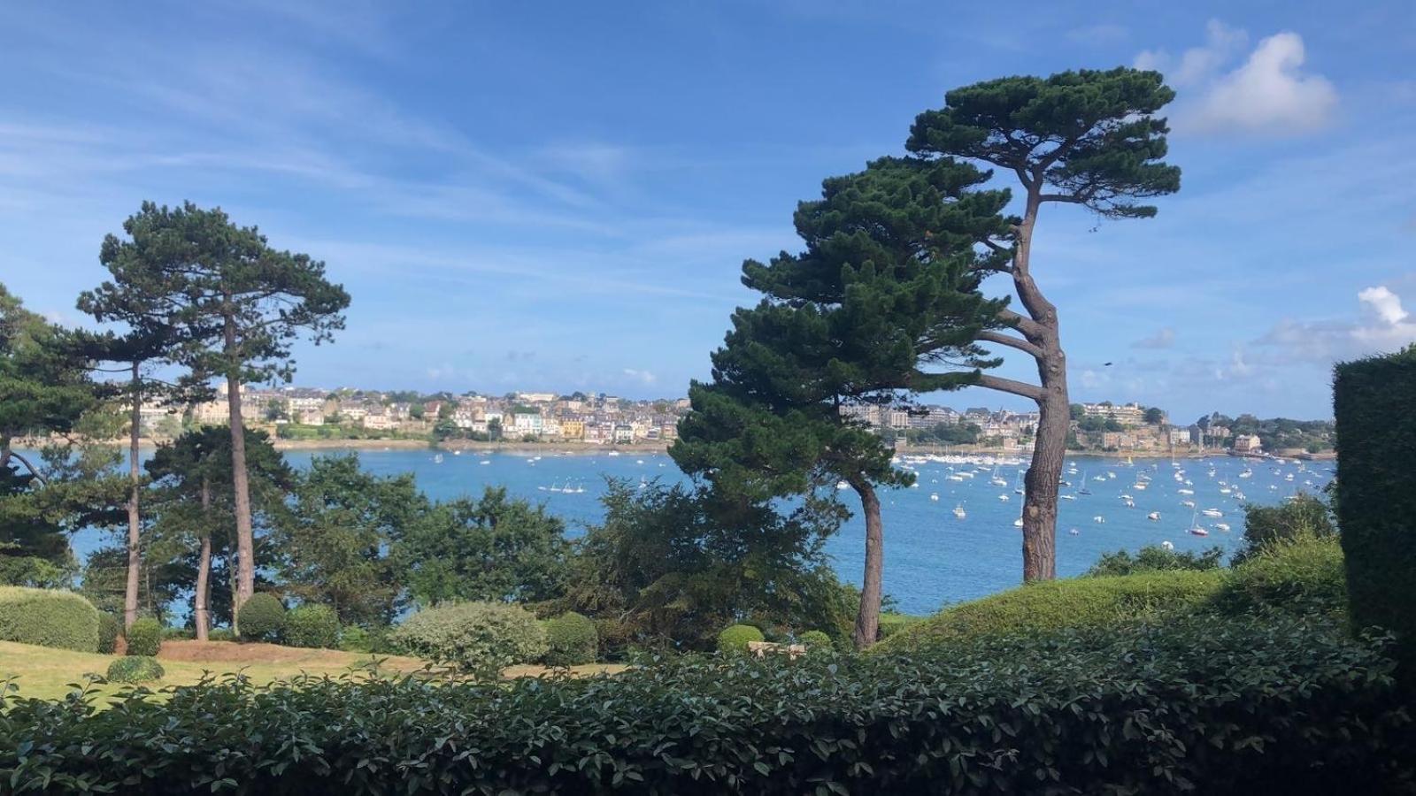 Appartement Vue Sur Mer Dinard Exterior photo